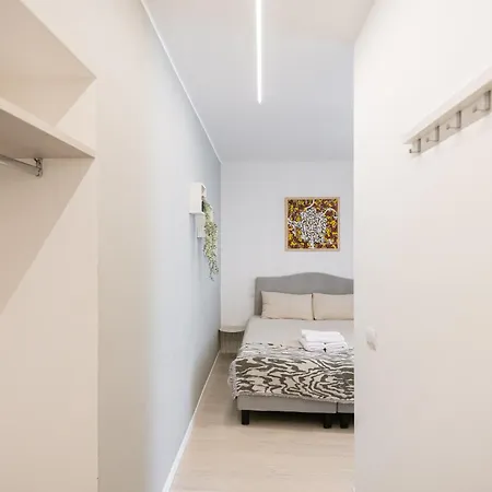 Smart 10 Minutes Duomo By Metro Apartmán